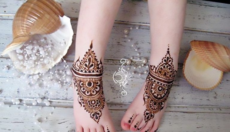 FULL COVERED FOOT MEHENDI DESIGN