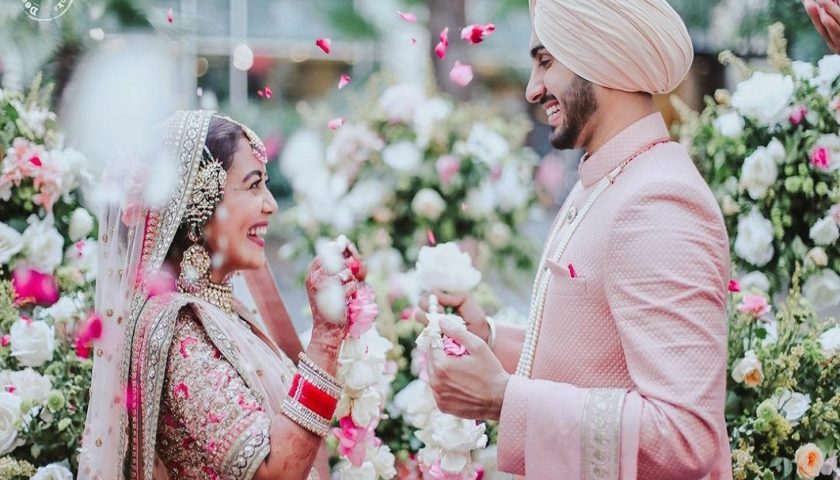 Neha Kakkar and Rohanpreet Singh Celebrity Couples Featured Image