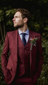 Tuxedo Color Burgundy