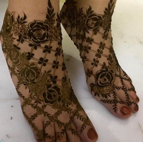 French Roses Latest Bridal Mehndi Designs for Legs