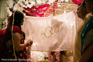 Gujarati Wedding Rituals - Antarpaat