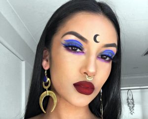 Half Moon Bindi Look