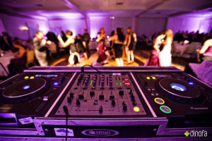 Wedding vendor DJ