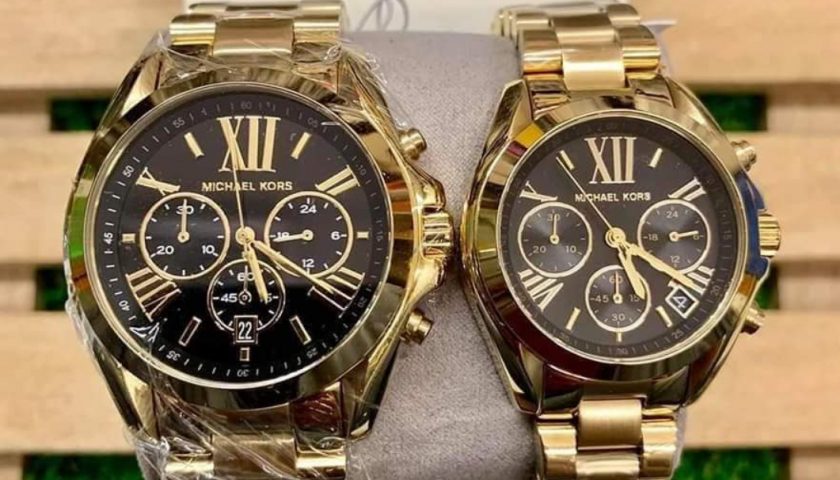 couple watch