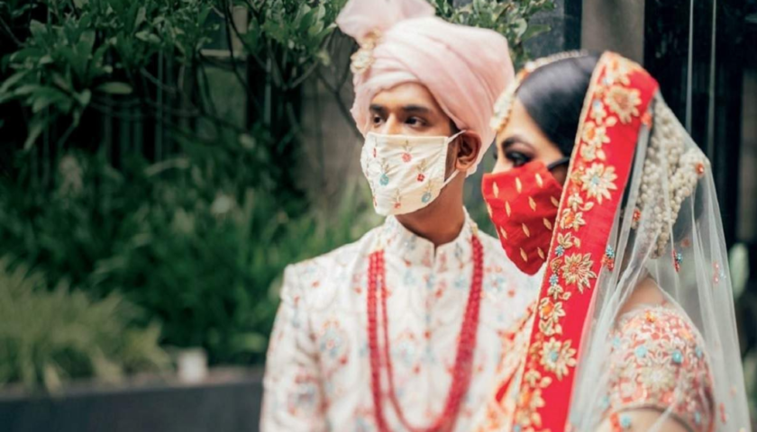 25 people wedding featured image