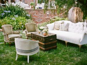 backyard wedding decor