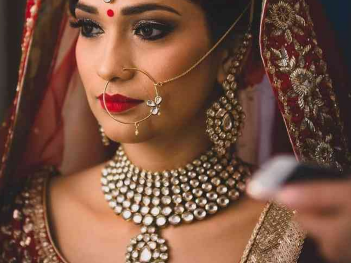 Divine Kundan Bridal Jewellery Designs 