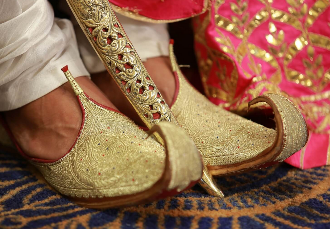 Sherwani slippers deals