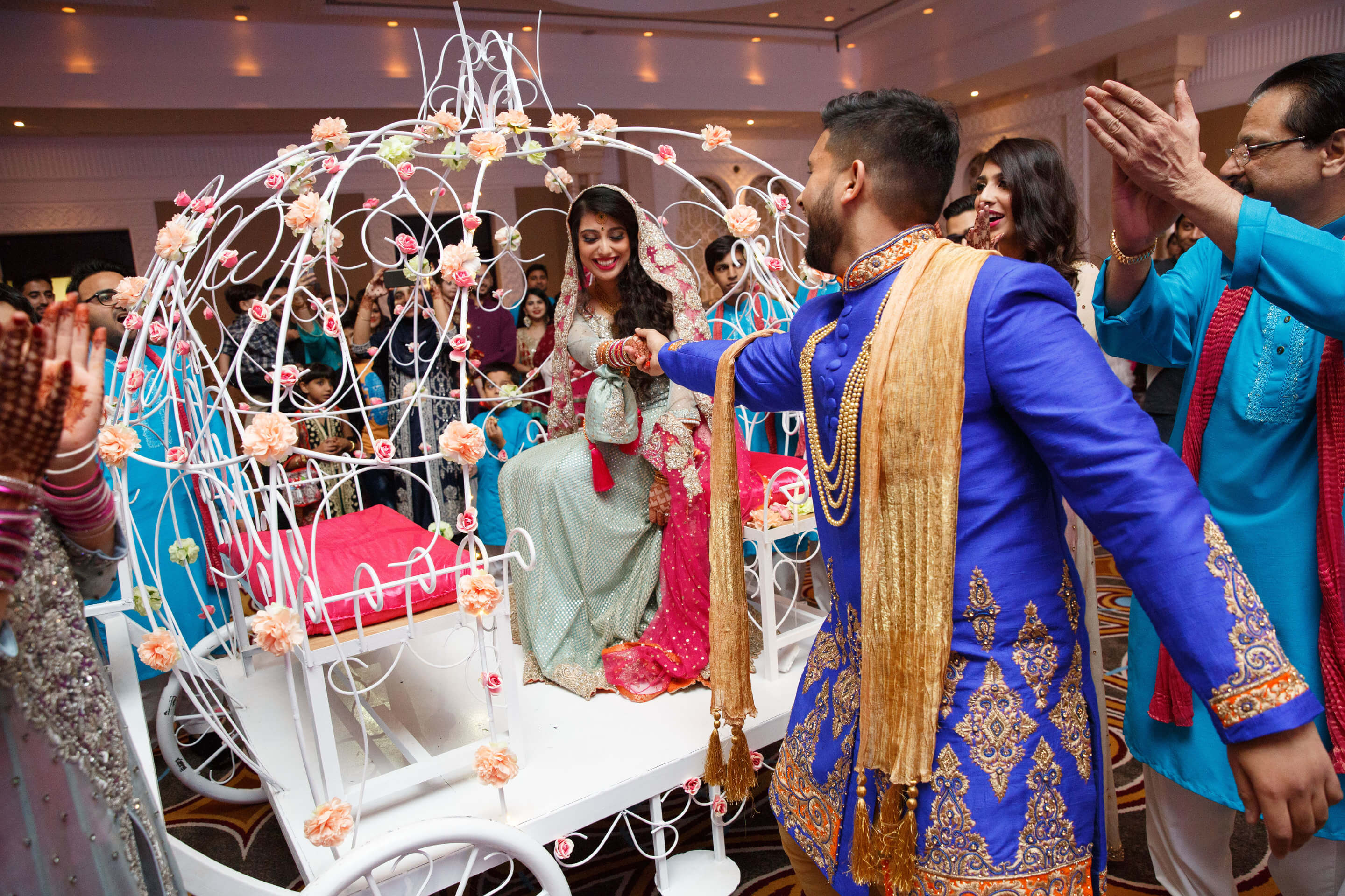 cinderella carriage for wedding reception entry ideas