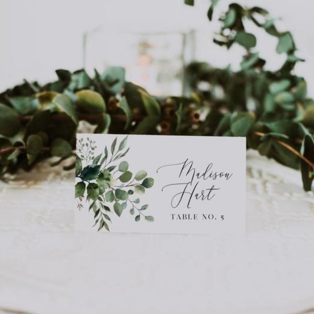 personalised place card for small wedding ideas