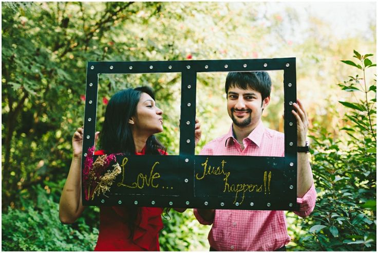 props for creative pre wedding photosoot ideas