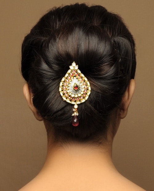 42 Indian Bridal Hairstyles Perfect For Your Wedding  Indian wedding  hairstyles Side bun hairstyles Bun hairstyles