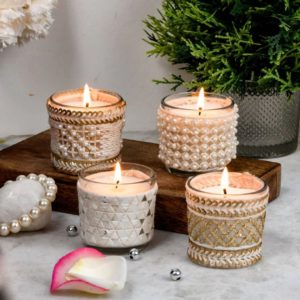 Scented Candles as Best Wedding Gifts For Friends