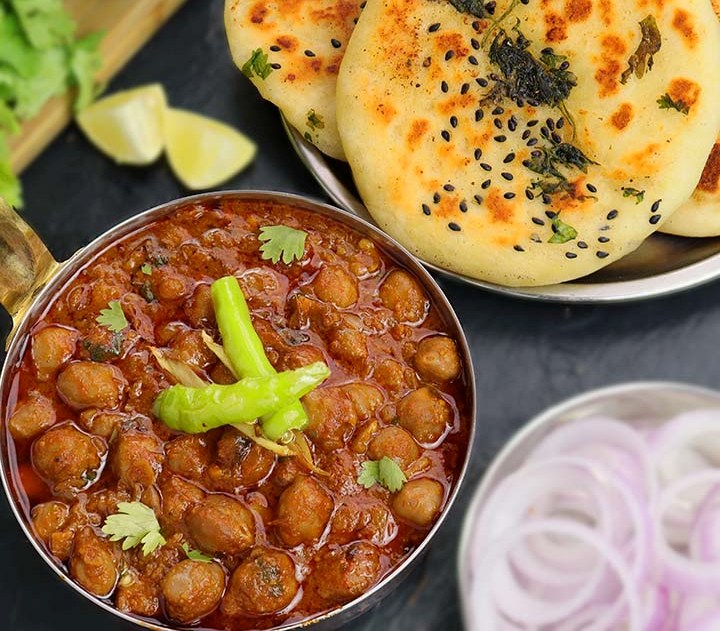 chole kulche in a veg menu for wedding