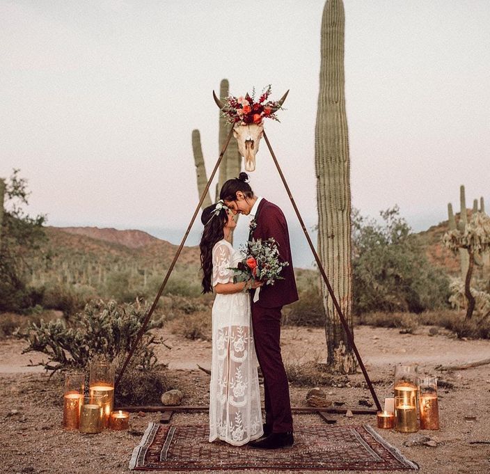 triangle altar for boho wedding ideas