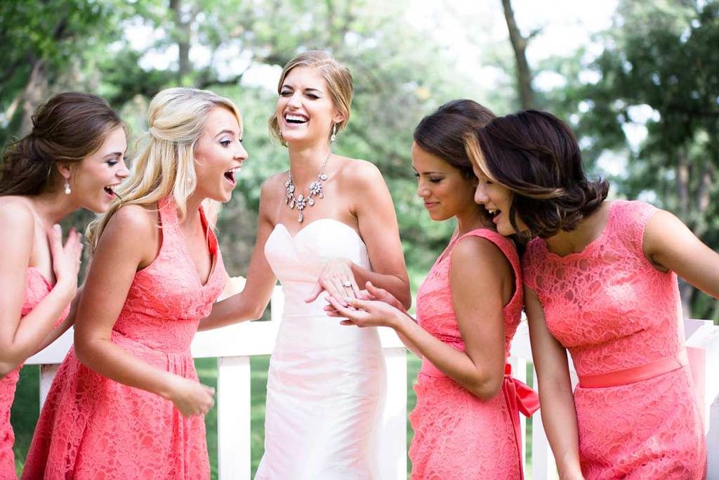 show off the ring bridesmaid photo ideas