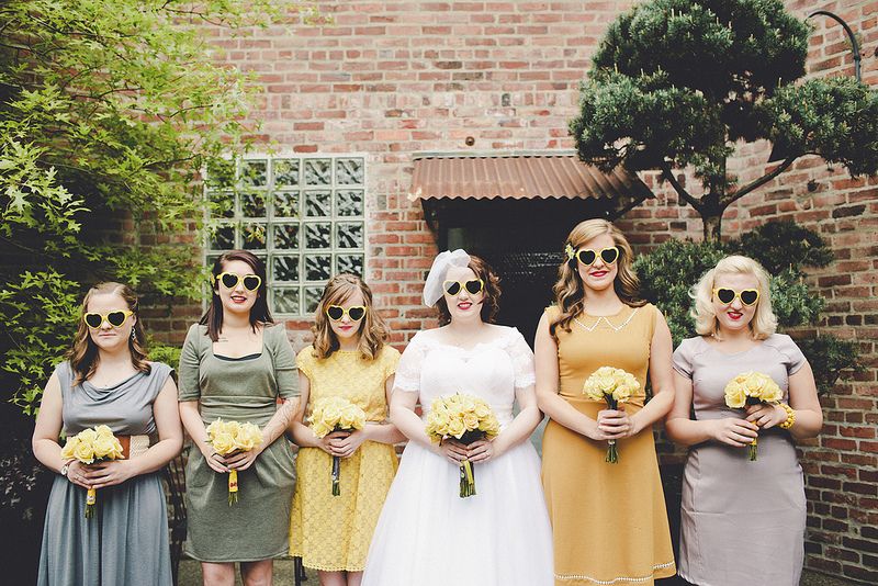 sunglasses bridesmaid photo ideas