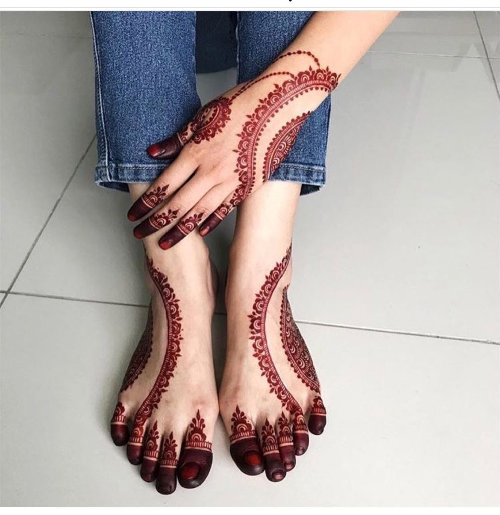 Jewel Leg Mehndi Design