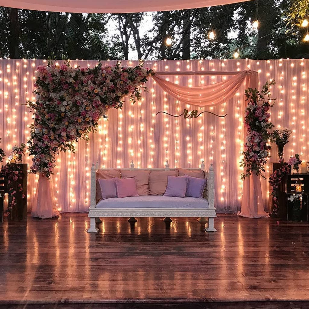 Stage Décor