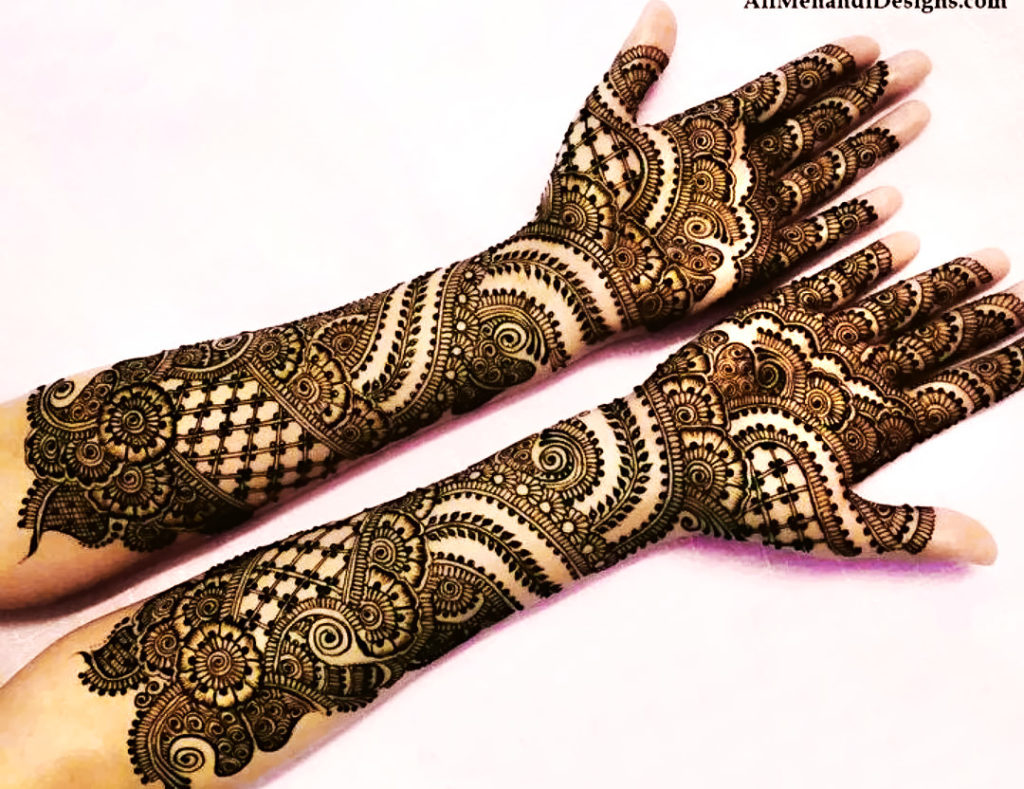 Classic Bridal Mehndi Design