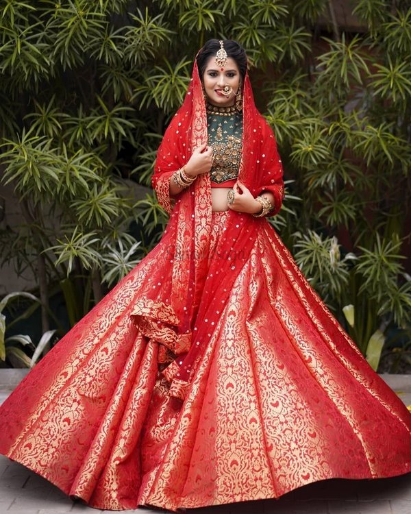 Banarasi Bridal Lehenga With Double Dupatta