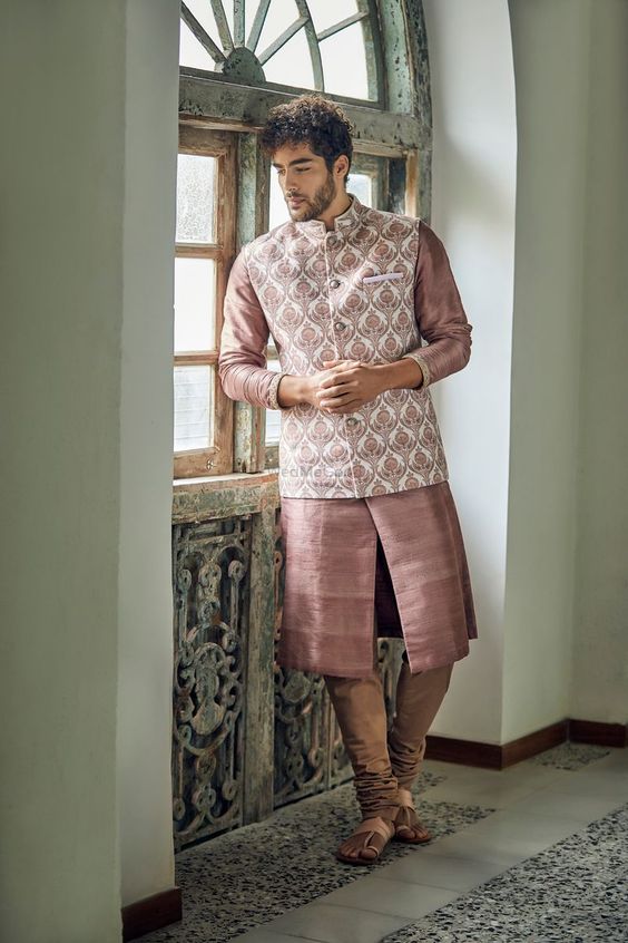 The Lean-Against Groom Poses 2
