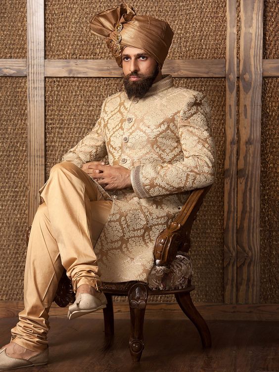 The Upright Groom Poses