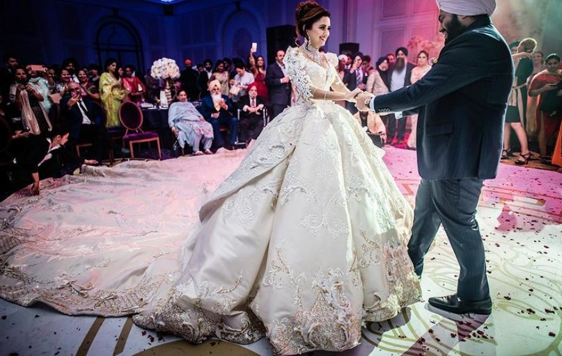 Ivory gown with train