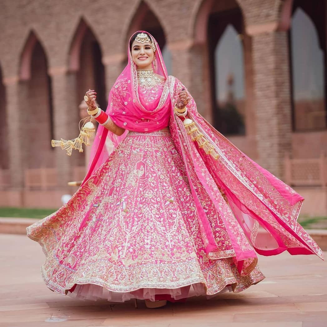 Punjabi Wedding Dresses: Lehenga