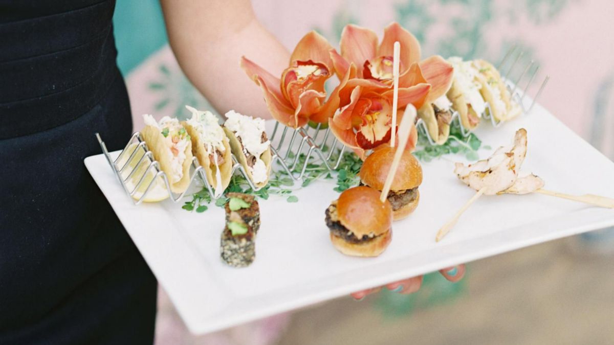 Grab ‘N’ Go stations Incredible Wedding Food Trends