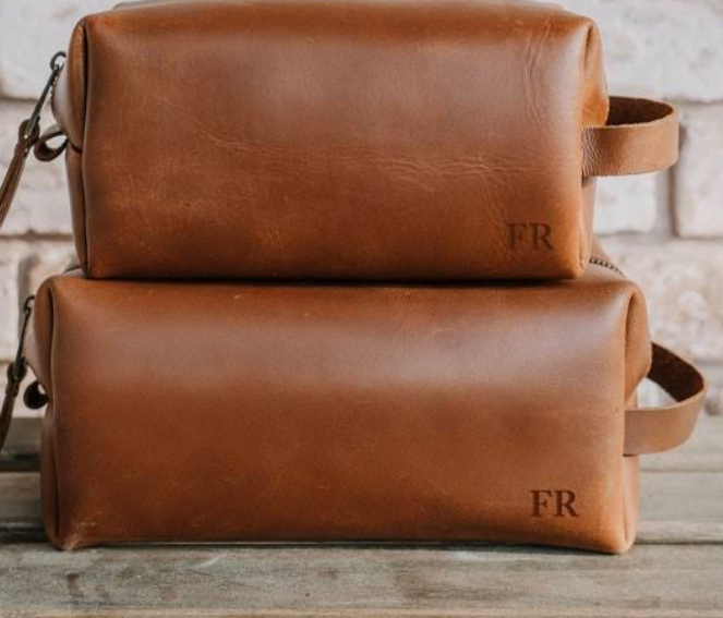  Personalised Leather/Dopp Bags for Groomsmen Proposal 