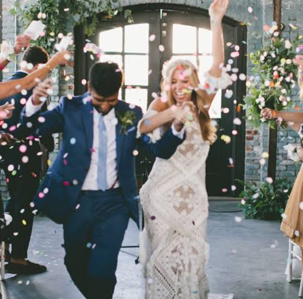 Giftcard toss- Alternative to garter and bouquet toss