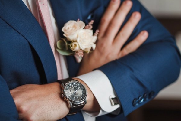 Watch Groom Accessory Checklist