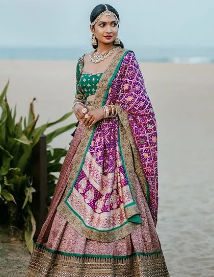 The Radiant Bandhani Print Dupatta- Bandhani Bridal Outfits