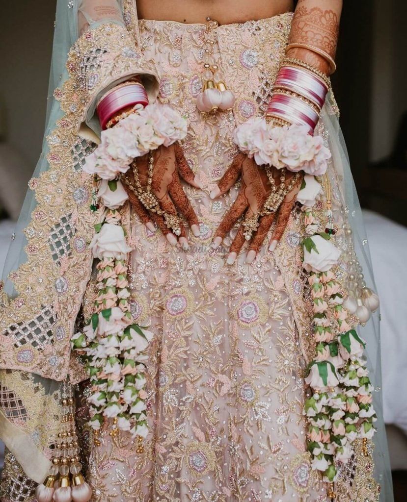 This Floral Intricate Bridal Kalire