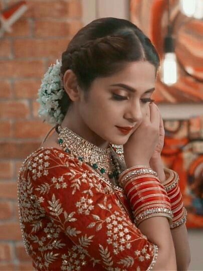 Bengali Bridal Hairstyles To Look Gorgeous On Your Big Day Bengali Bridal Hairstyles To Look Gorgeous On Your Big Day