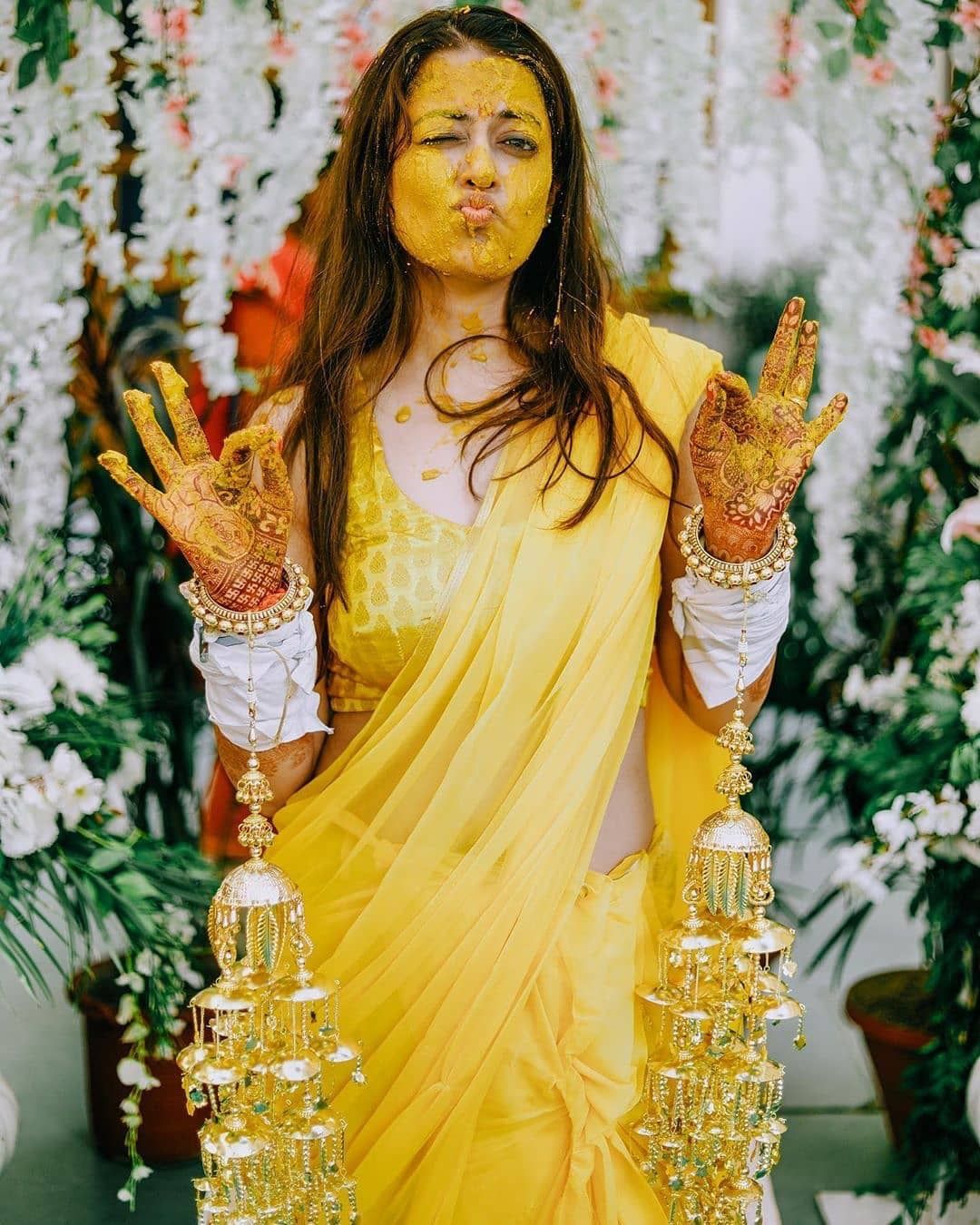 Haldi Poses for Bride Only