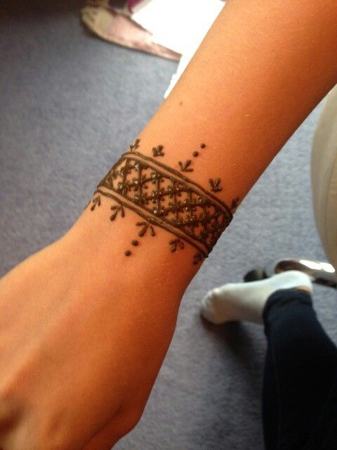 Wristband Mehendi 