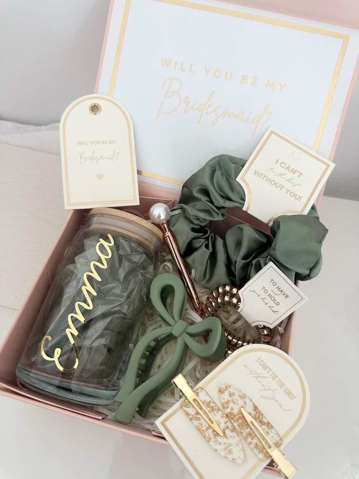 Bridesmaid boxes_A bridesmaid box