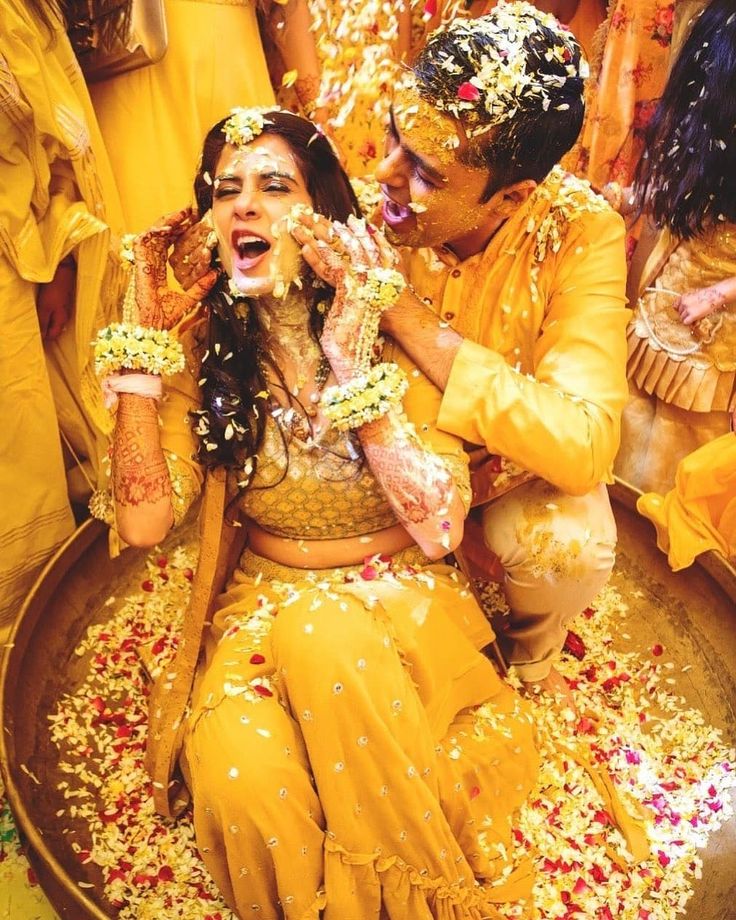 Dulha Dulhan Applying Haldi