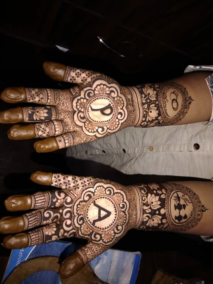 Couple Initials Mehendi 