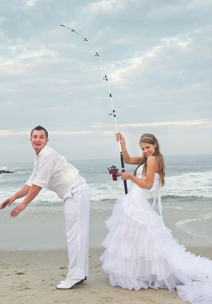 Pre-Wedding Shoot Ideas with Funny, Cute Poses