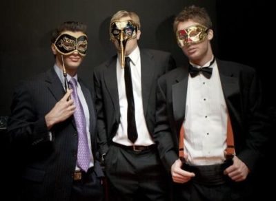 Masquerade theme party ideas - outfit