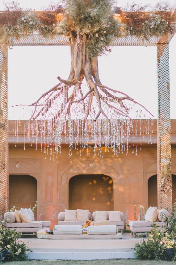 Minimalist Traditional Wedding