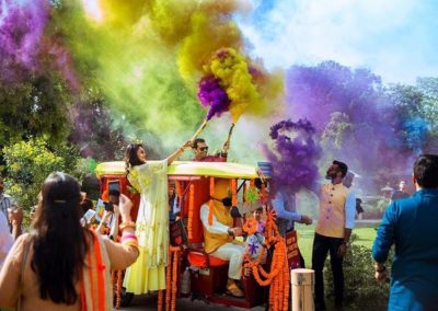 Smoke bomb with rickshaw entry