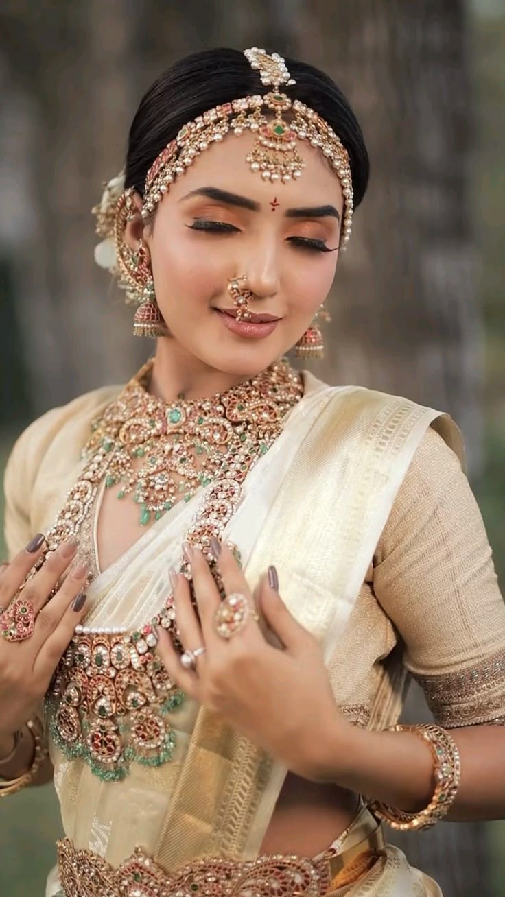 South Indian Bridal Jewellery_Maang tikas