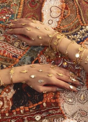 embellished mehendi design paired with bridal jewellery