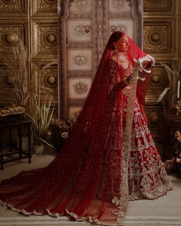 bridal makeup looks_royal traditional look for bride