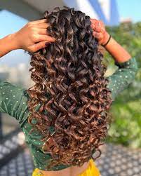 cascading curls - gujarati bridal hairstyles