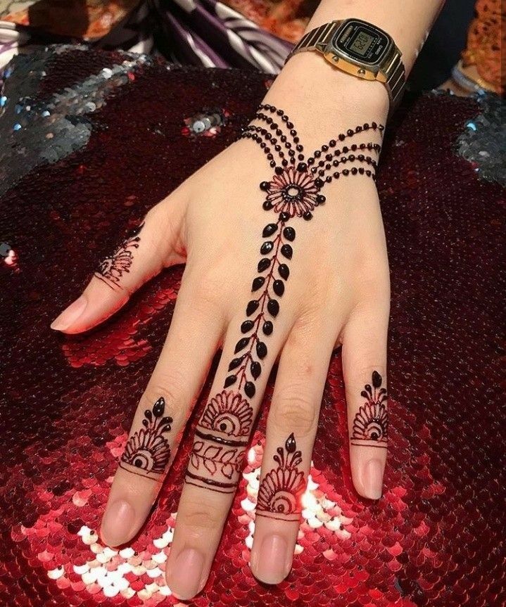 Bracelet and Ring Connection mehndi